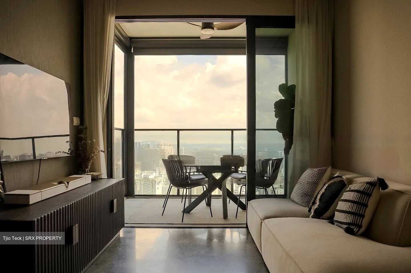 Avenue South Residence (D3), Apartment #500538881